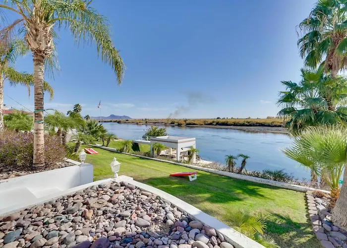 Magnificent Big River With Beautiful Views Parker